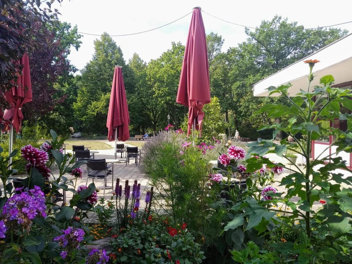 Apartment Cozy In Friedrichshain, 4 Quiet Guests Only